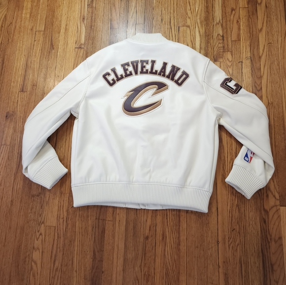 Cleveland Cavaliers Pro Standard Mens Jacket Vegan Leather Size L NBA - Picture 9 of 11